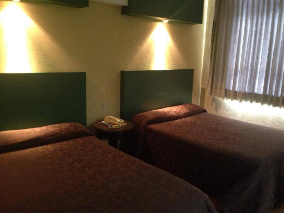 Motel La Fortuna Fresnillo Esterno foto